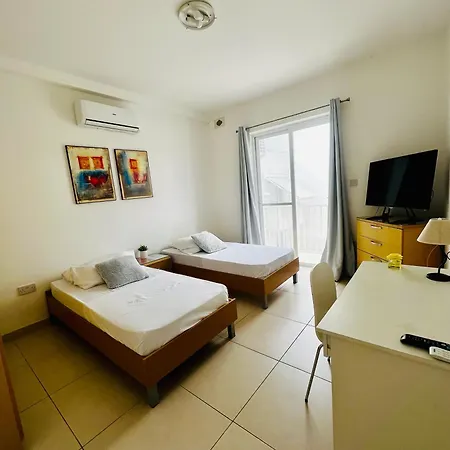 Double 5min To Paceville