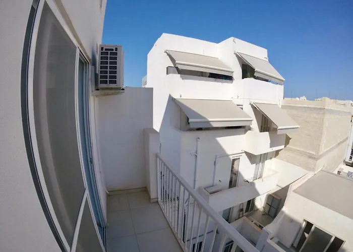 Double 5min To Paceville *