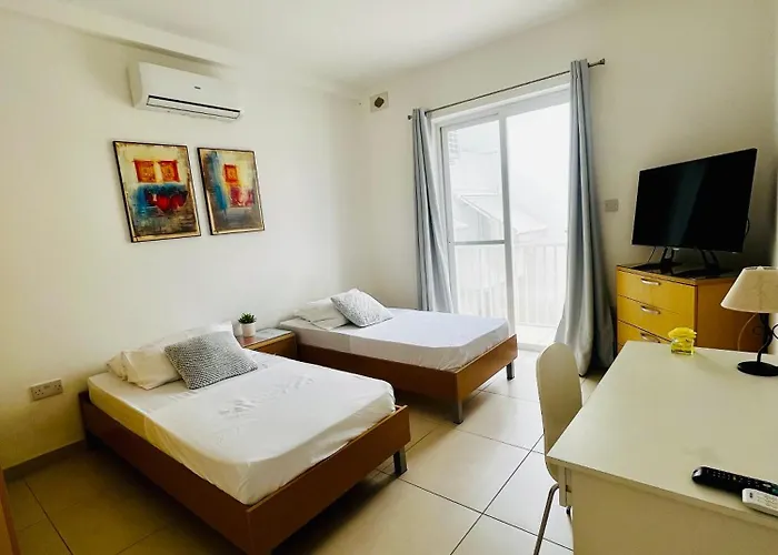 Double 5min To Paceville